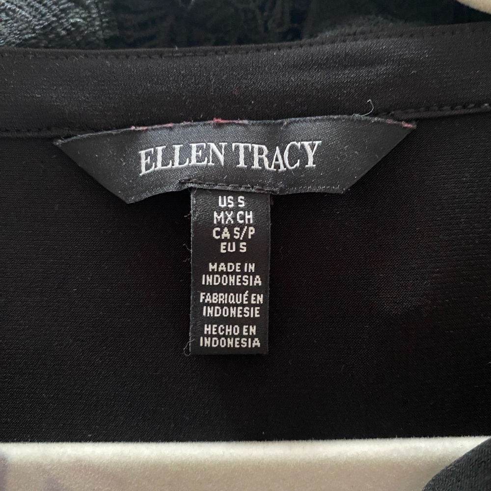 Ellen Tracy Black Tunic with Gold Accents - Picture 2 of 4
